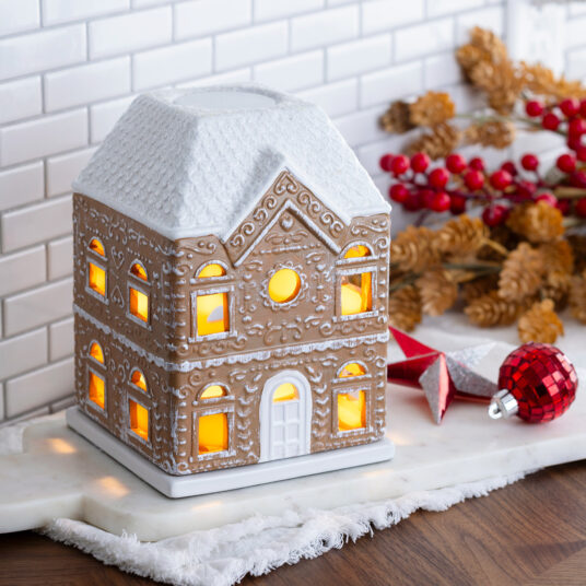 Gingerbread House  CanopyIlumination Warmer