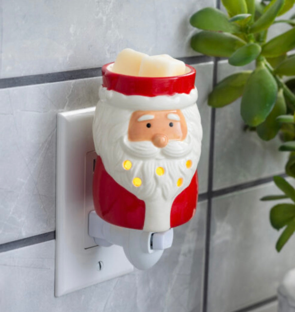 Pluggable classic fragrance warmer St.Nick