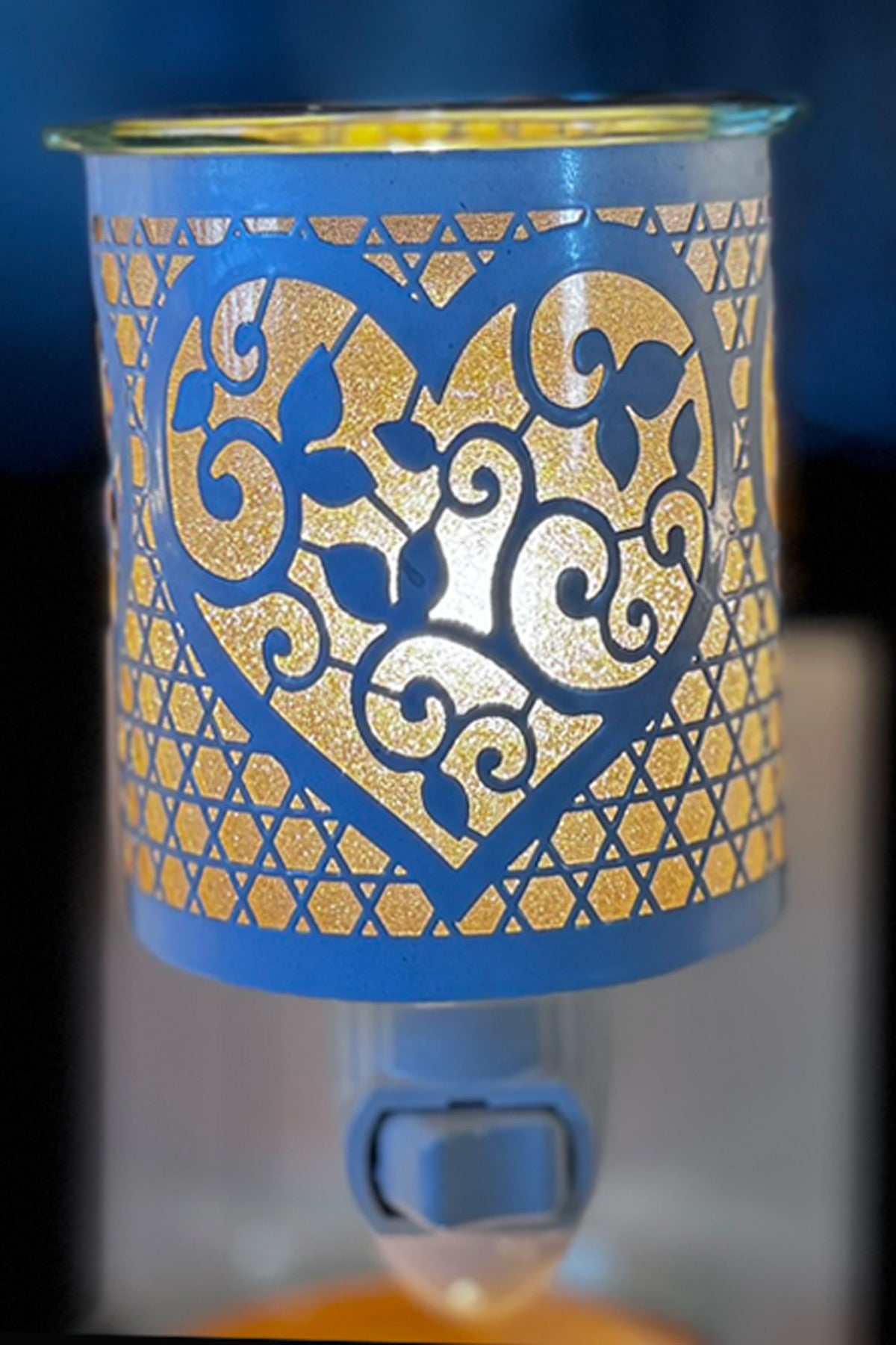 White Heart Pluggable Wax Warmer